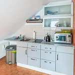 Lovely Apartment In Helgoland With Wifi Daire
